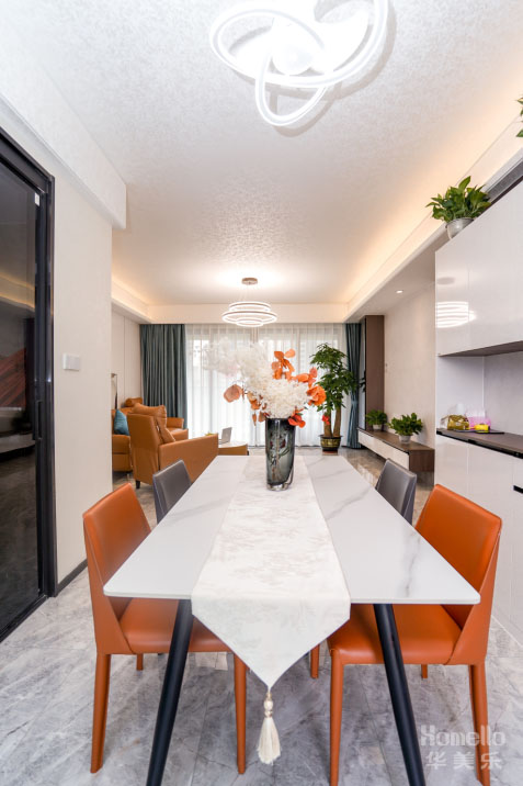 143㎡四居，愛馬仕橙與現(xiàn)代簡約的碰撞，高雅大氣又舒適